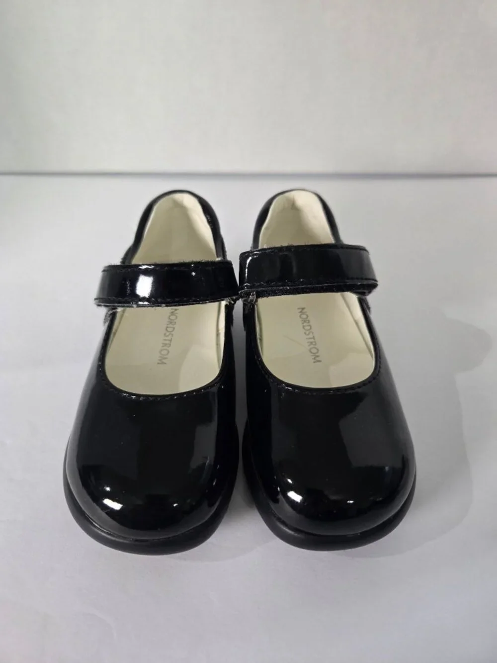 Nordstrom Black Patent Leather Mary Jane Shoes Toddler Girls Size 22 US 6 Flats